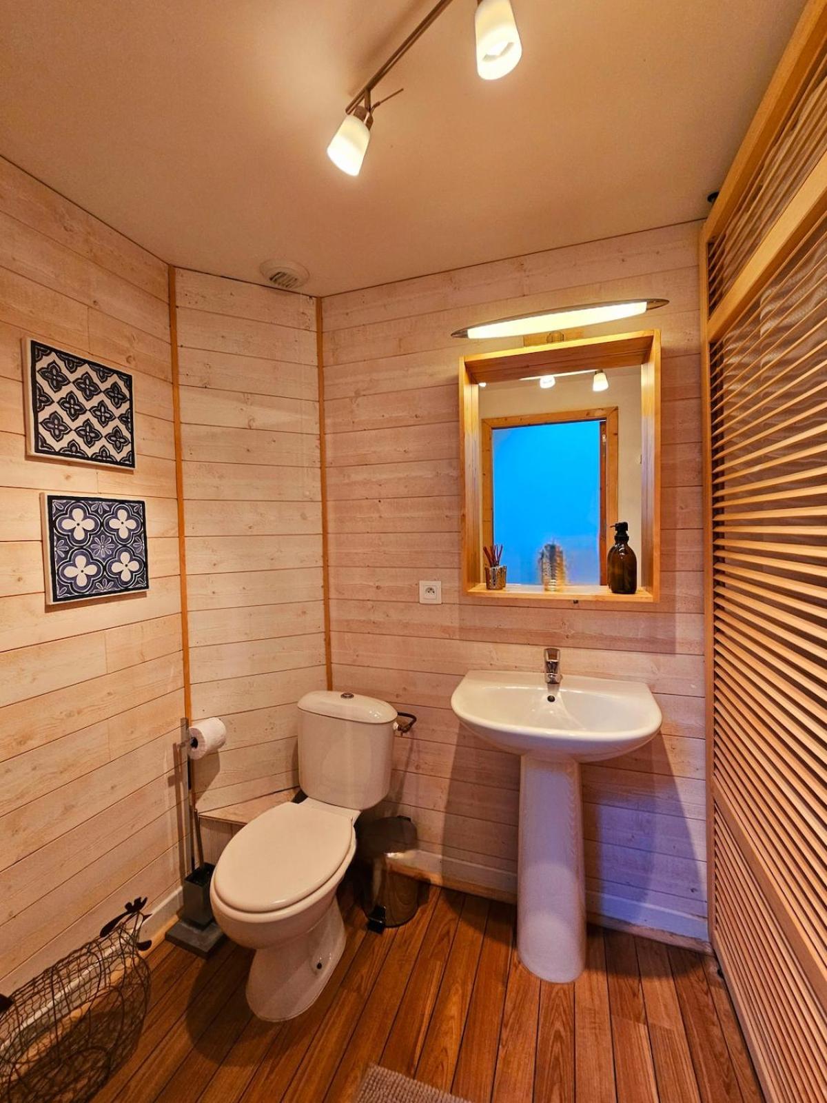 La Cote Monsieur Guest House Sanvigne Exterior photo