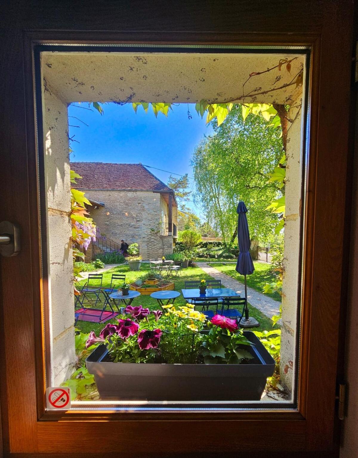La Cote Monsieur Guest House Sanvigne Exterior photo